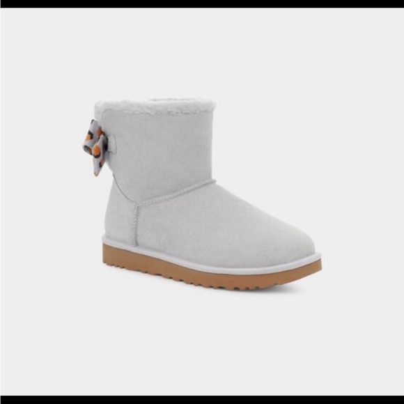 UGG Min Bailey Bow Retro Spots Gray Ankle Boots (New in Box) - Picture 2 of 12